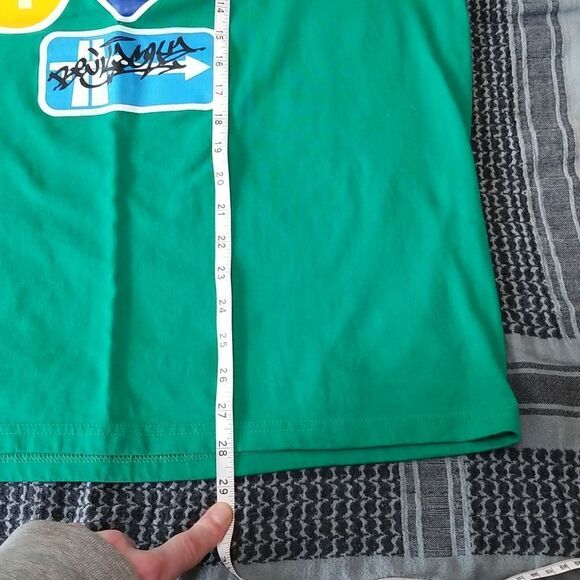 Vintage Art Gallery tee - Picture 5 of 7